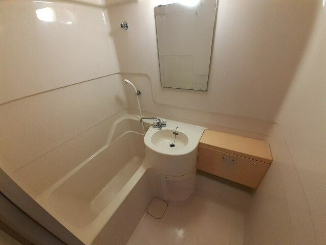 物件内観写真9　(洗面所)