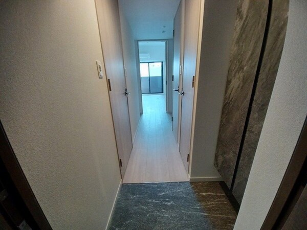 玄関(別部屋参照)