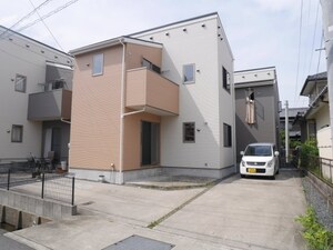 カトルセゾン　Ｄ棟外観写真