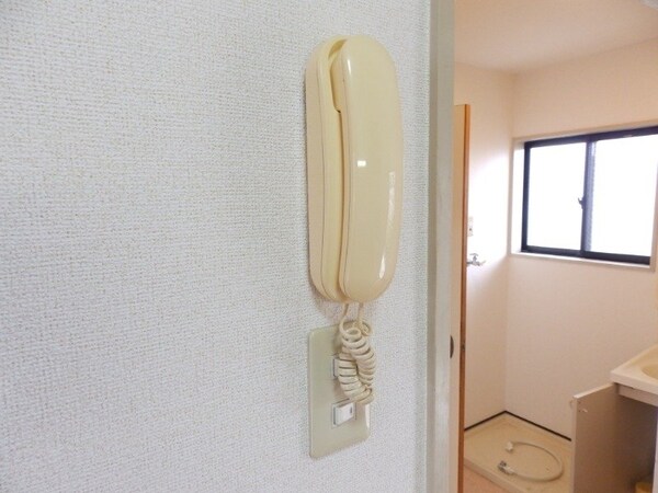 セキュリティ(同物件別部屋写真)