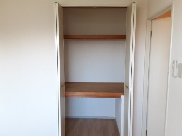 収納(同タイプの部屋写真です。)