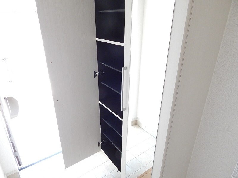 物件内観写真12　(別部屋反転写真です)