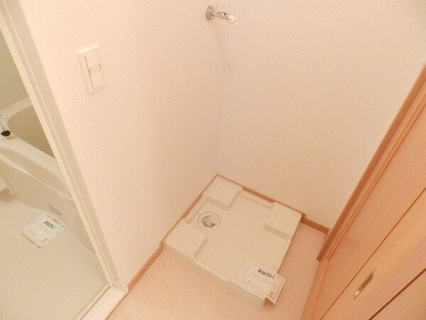 その他(同物件別室の画像です)