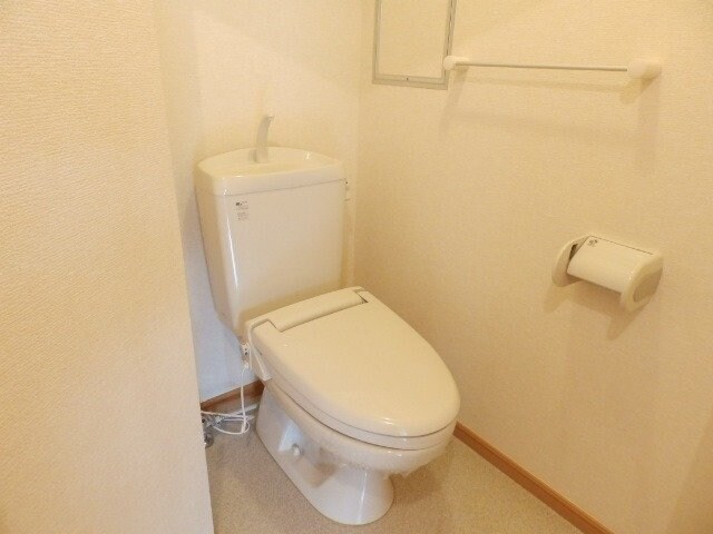 物件内観写真8　(同物件反転写真)