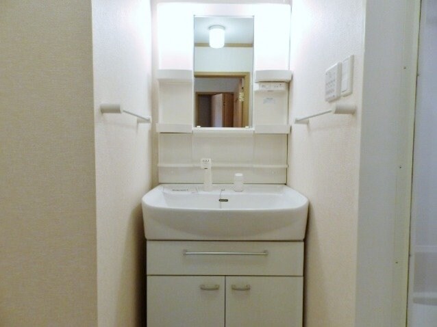 物件内観写真9　(同物件反転写真)