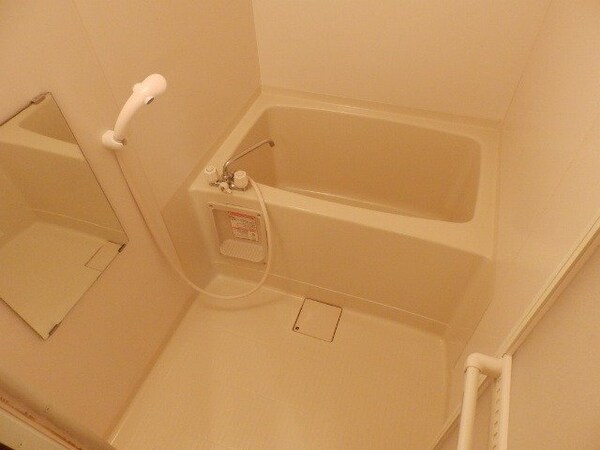 バス／シャワールーム等(同型参考写真)