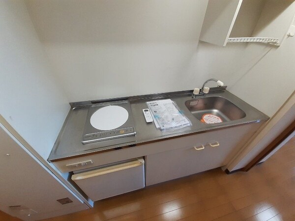 キッチン(同型参考写真)
