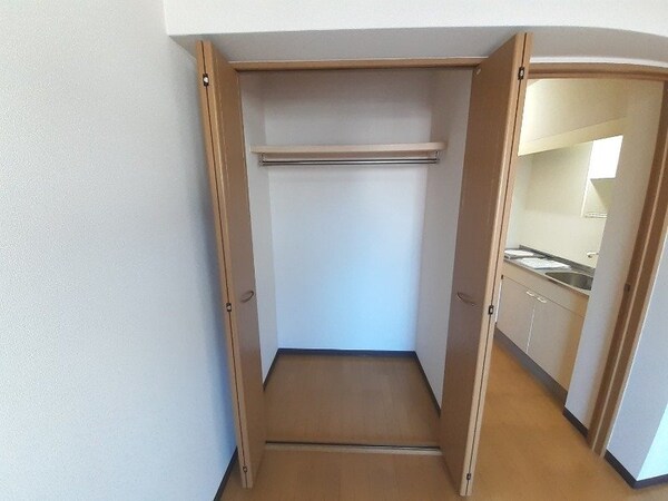 収納(同型参考写真)