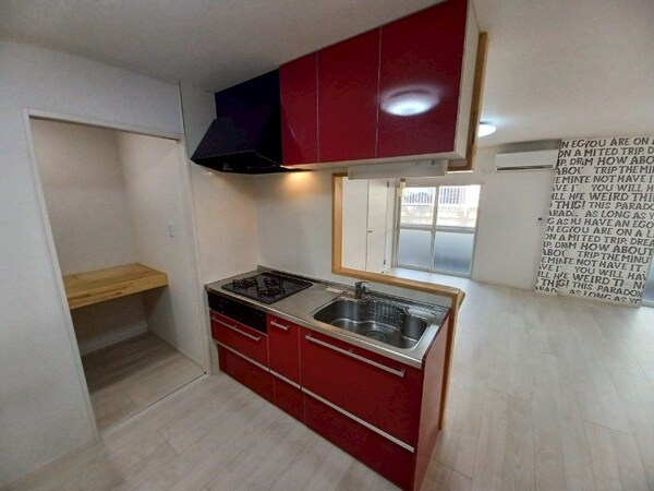 キッチン(同物件別室の画像です)