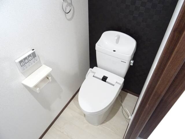 物件内観写真10　(同物件別室の画像です)