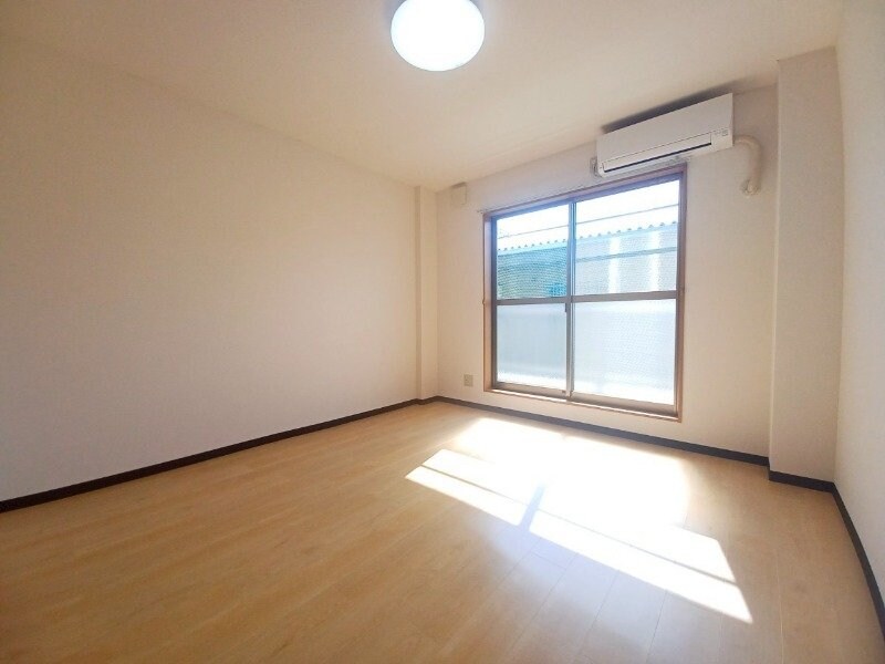 物件内観写真19　(同型参考写真)