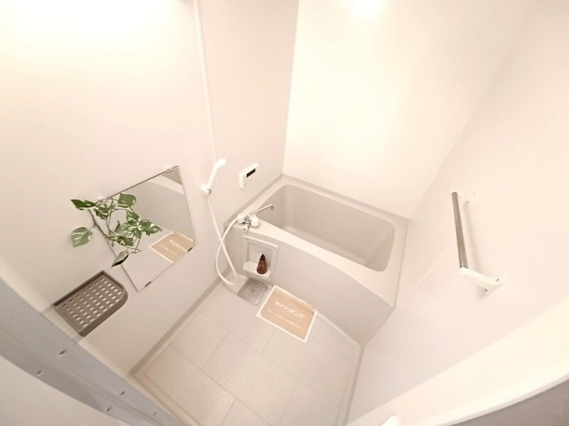 物件内観写真9　(同物件別室の写真です。)