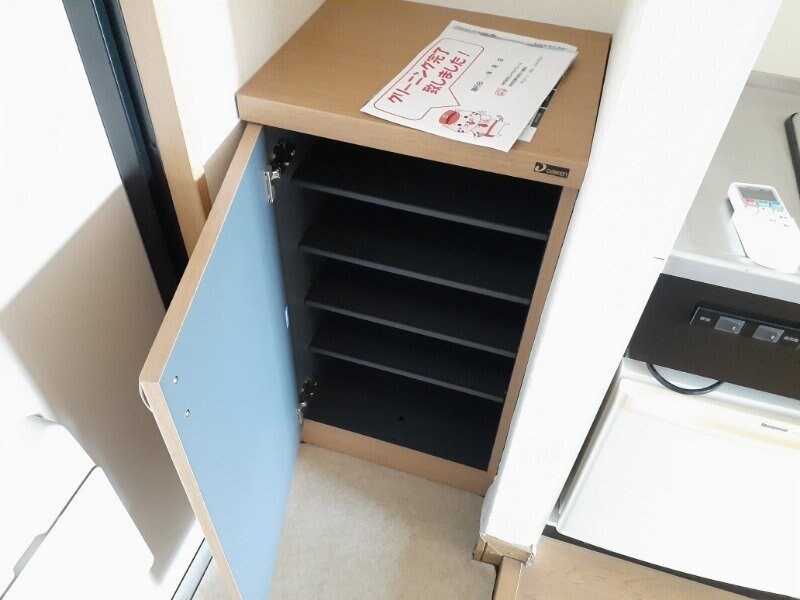 物件内観写真8　(同物件別室の写真です)