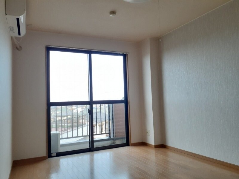 物件内観写真12　(同物件別室の写真です)