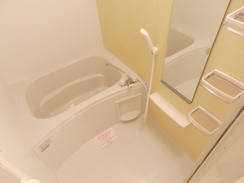 物件内観写真9　(同型反転部屋写真です。)