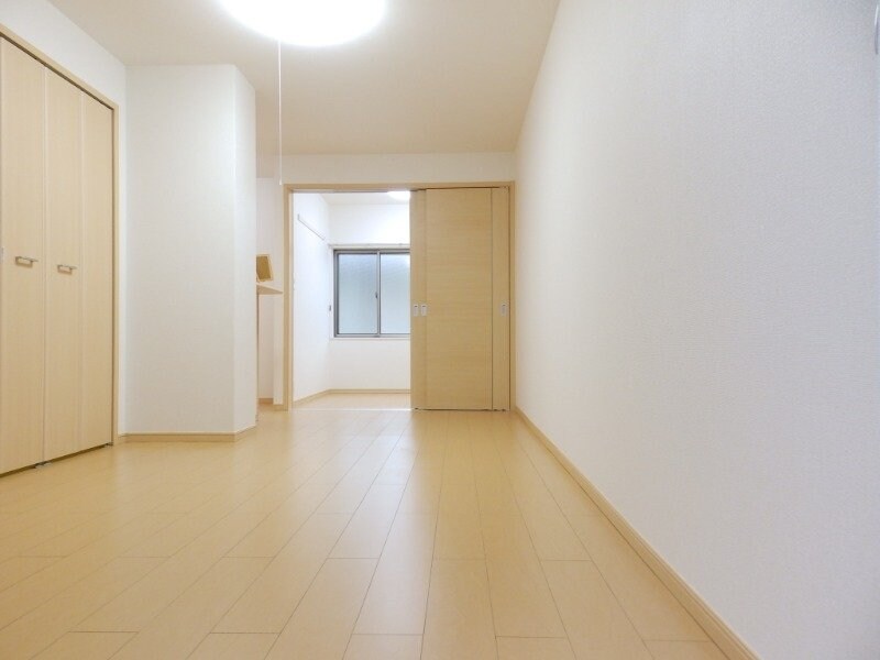 物件内観写真17　(同型反転部屋写真です。)