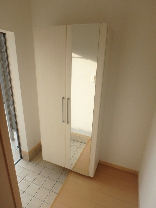 物件内観写真21　(同型反転部屋写真です。)