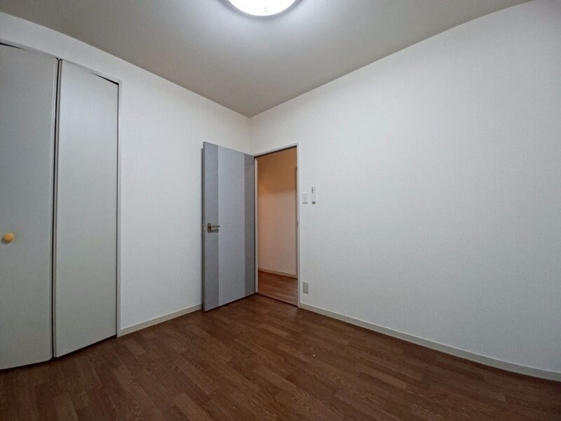 物件内観写真6　(同型反転参考写真)