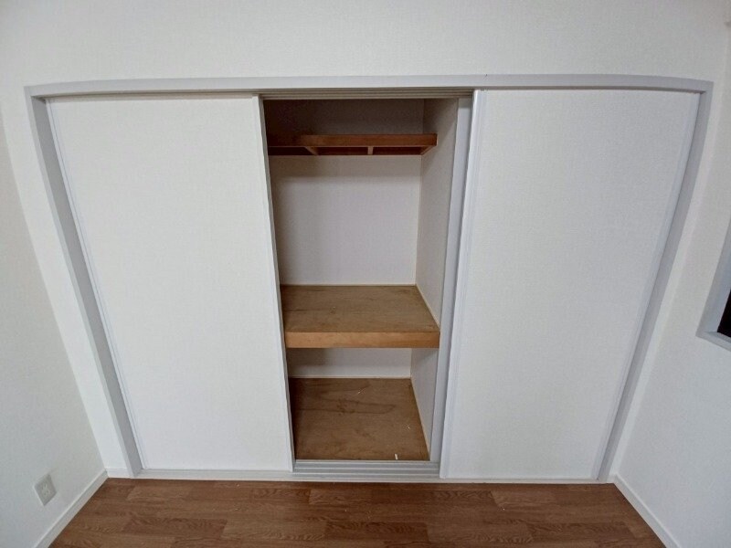 物件内観写真11　(同型反転参考写真)