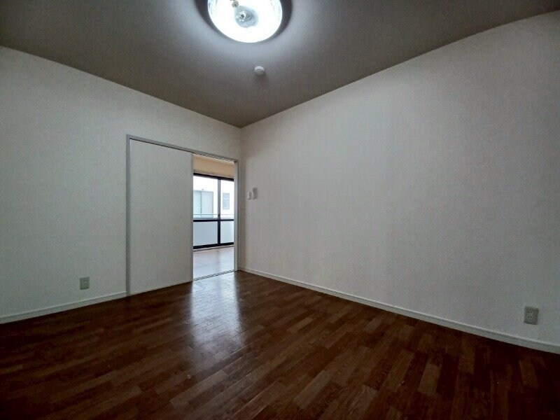 物件内観写真12　(同型反転参考写真)