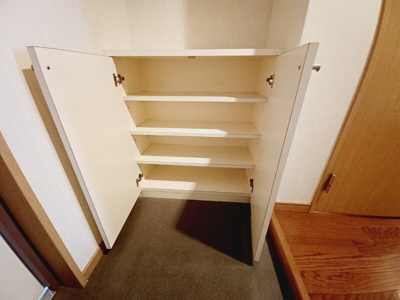 物件内観写真24　(同型別室のお写真です。)