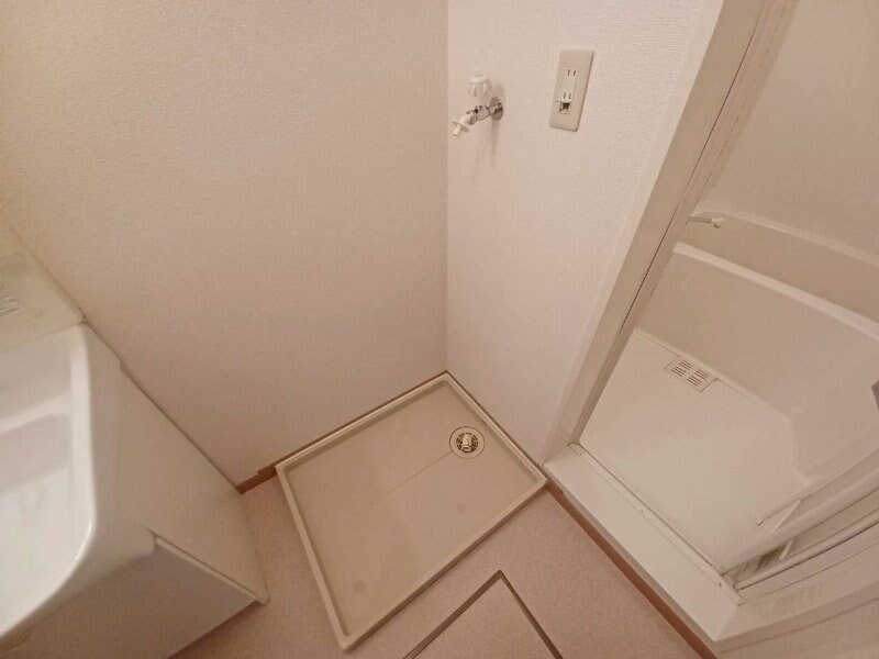 物件内観写真17　(同物件別室同物件別室反転タイプ)