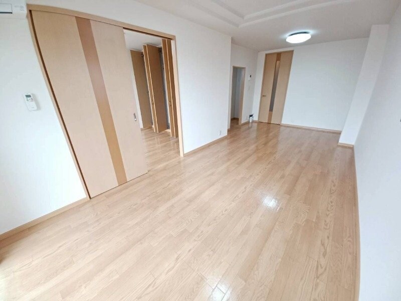 物件内観写真11　(反転タイプ参考写真)