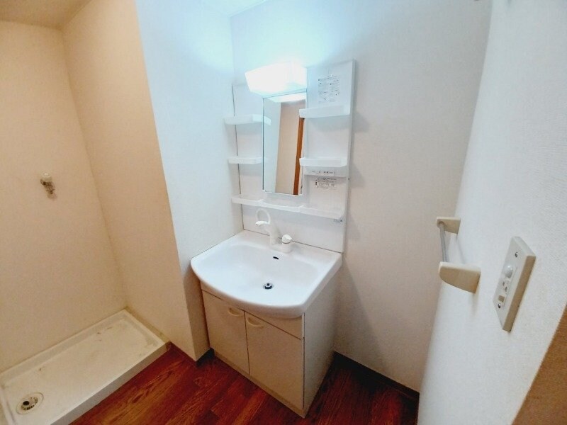 物件内観写真12　(同物件別室タイプ)