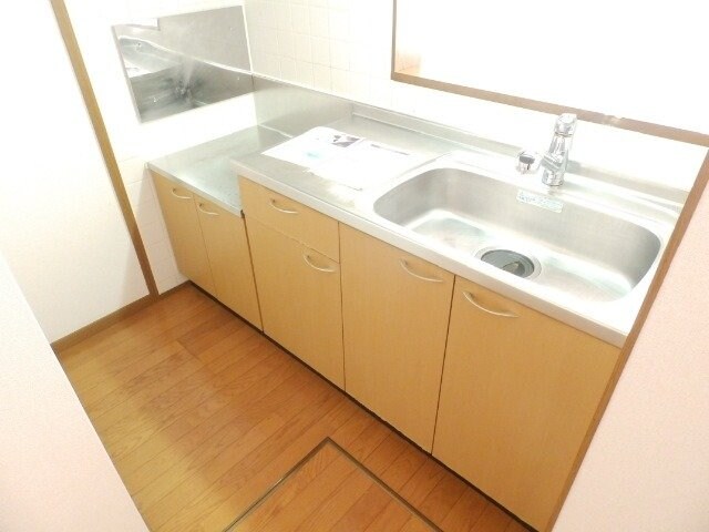 物件内観写真6　(同物件別室の写真です)