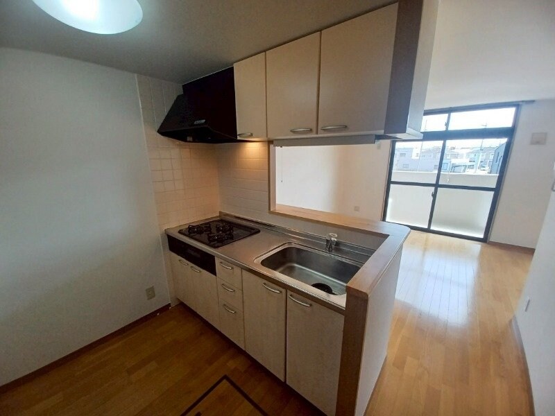 物件内観写真5　(別部屋写真です)