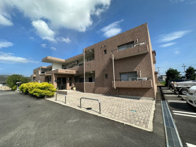 ファームガーデン利平治　B棟