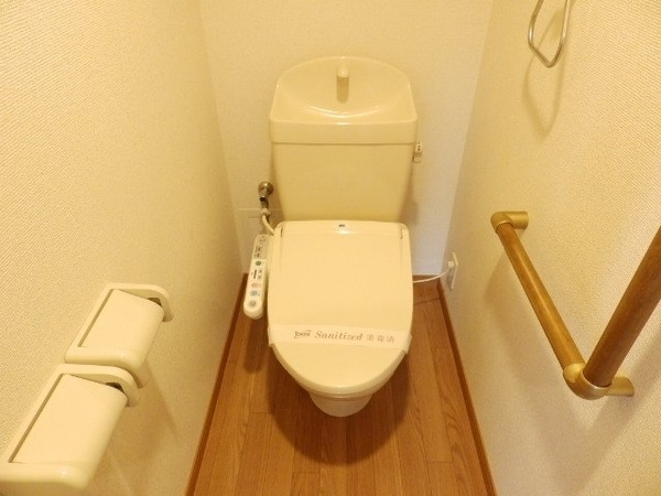 トイレ(同物件別室の画像です)