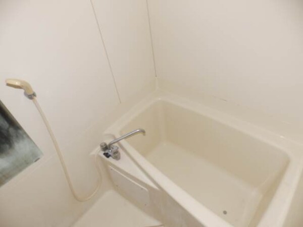 バス／シャワールーム等(別部屋のお写真です！)