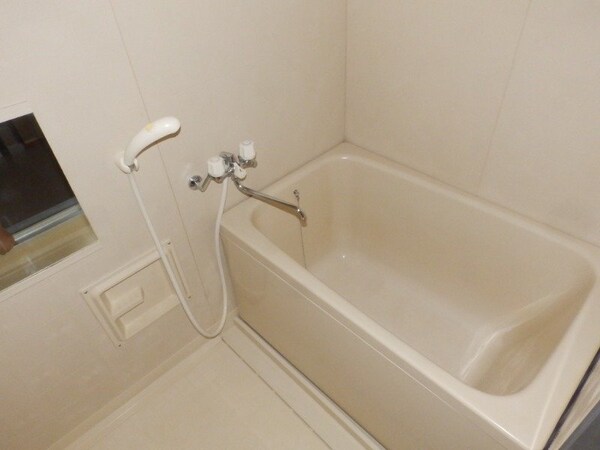 バス／シャワールーム等(同型参考写真)