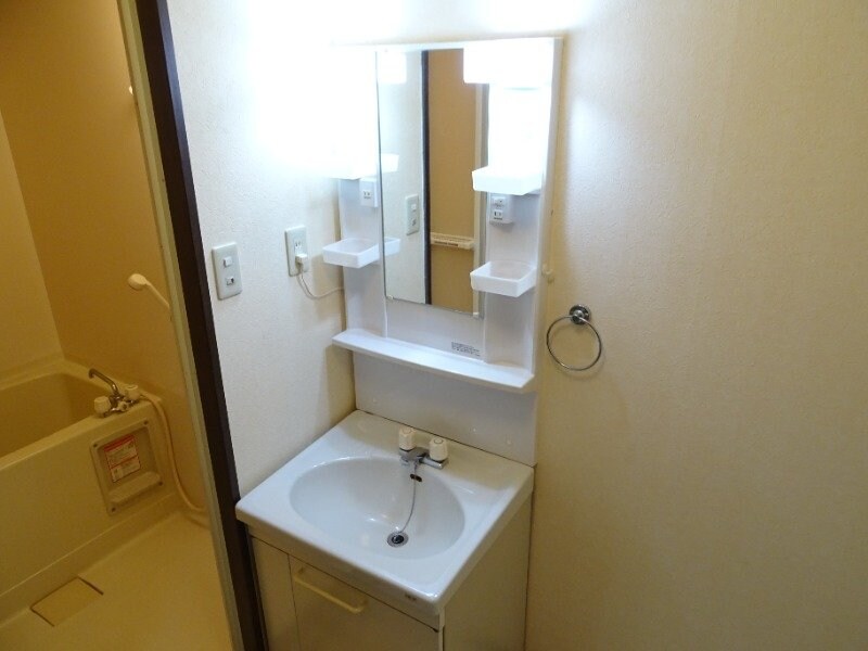 物件内観写真8　(別部屋同タイプです)