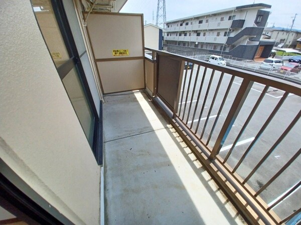 バルコニー(別部屋同タイプです)