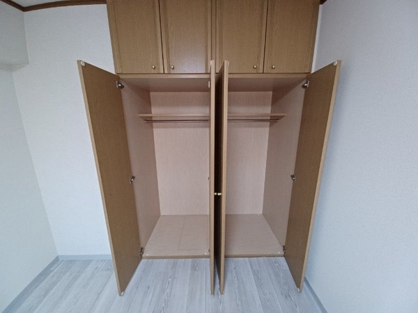 収納(同物件別部屋のお写真です。)