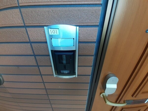 セキュリティ(同型参考写真)