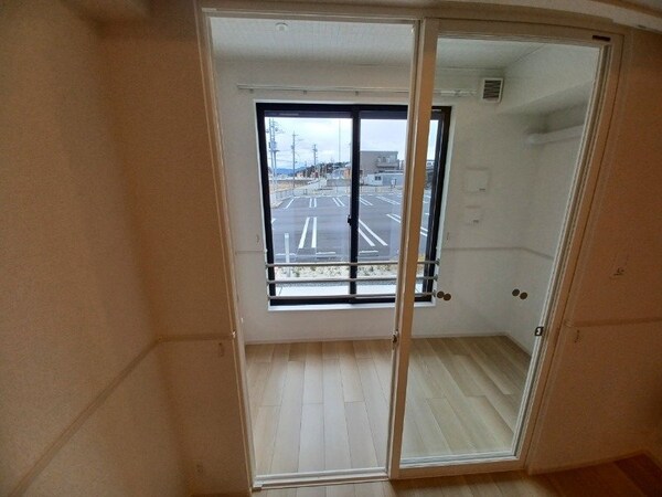バルコニー(別部屋同型タイプ)
