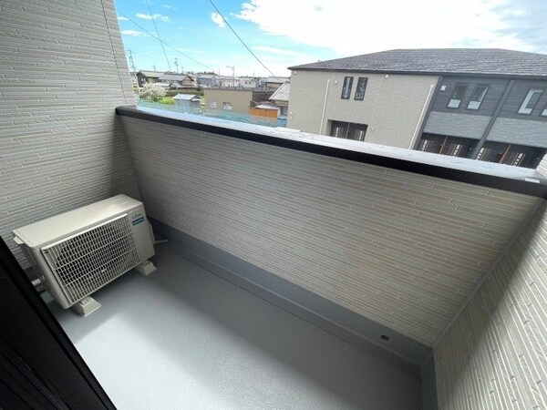 バルコニー(同タイプ部屋写真です。)