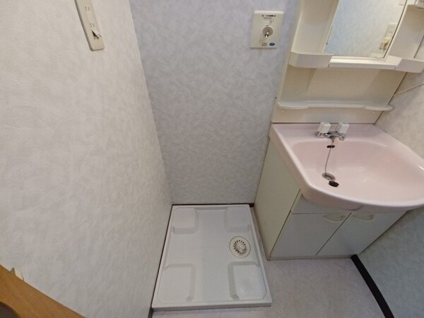 その他(同物件別室反転写真)