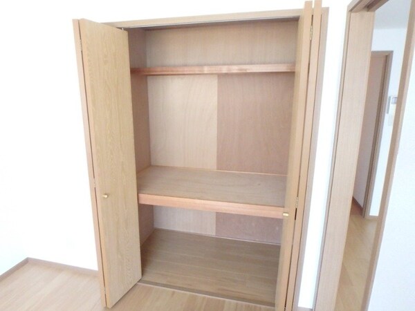 収納(同型タイプのお写真です。)