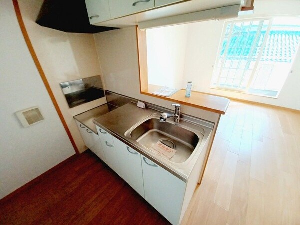 キッチン(同型部屋写真です。)
