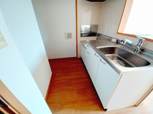 キッチン(同型部屋写真です。)