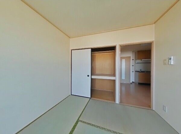 収納(同物件別室の画像です)