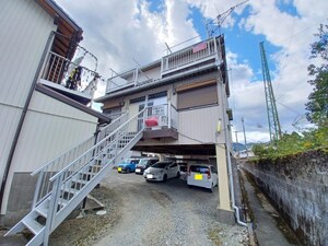 第二さくらアパート外観写真