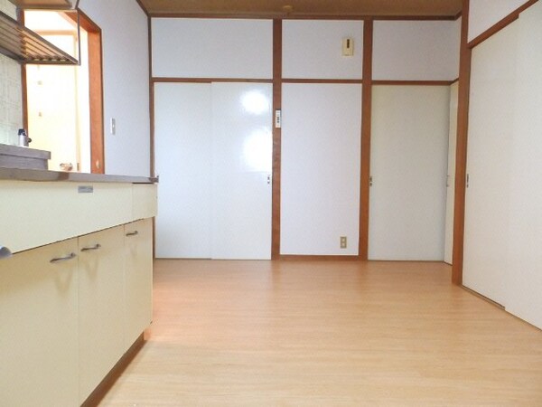 居室・リビング(同タイプ部屋写真です。)