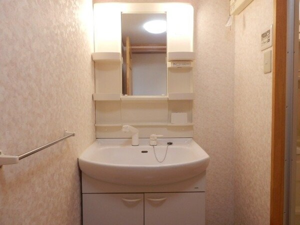 洗面所(別部屋のお写真です！)