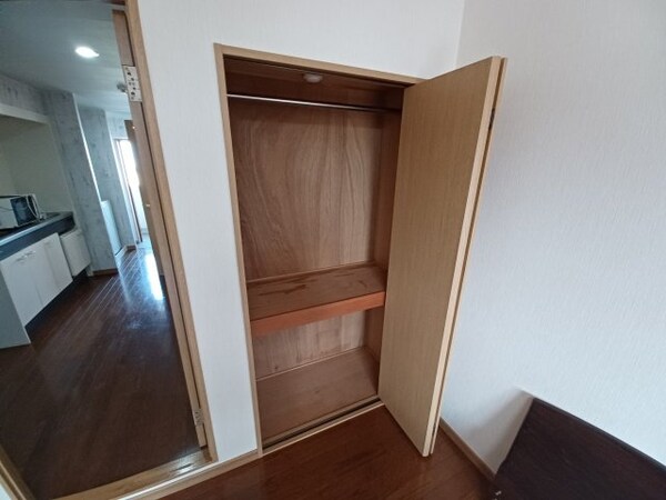 収納(同物件別室の画像です)