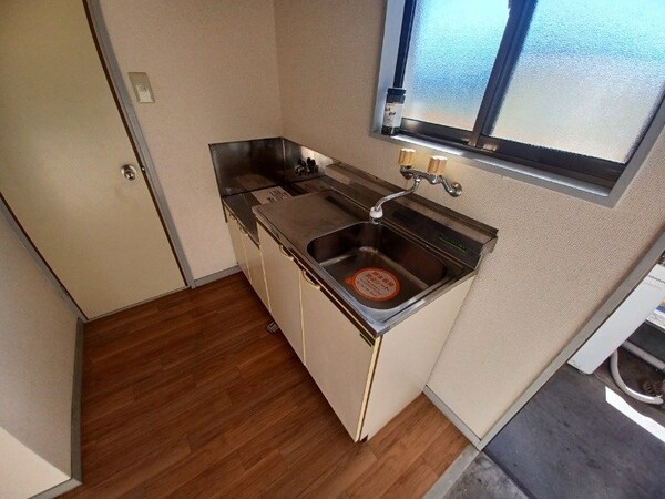 キッチン(同型参考写真)
